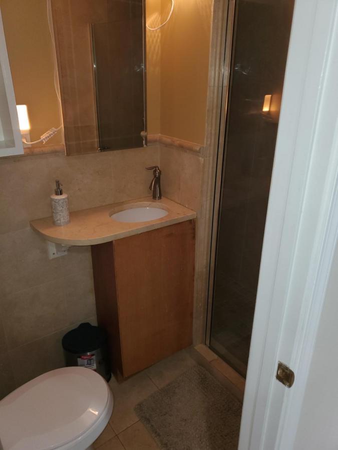 Sts - Single Traveler Studio -Black Door Washington Dış mekan fotoğraf